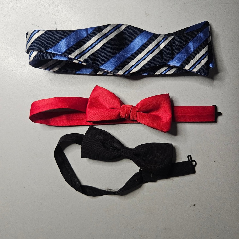 Campia Moda Silk Striped Bow Tie & Pre-Tied Red Black Bow Ties Set of 3 Mens